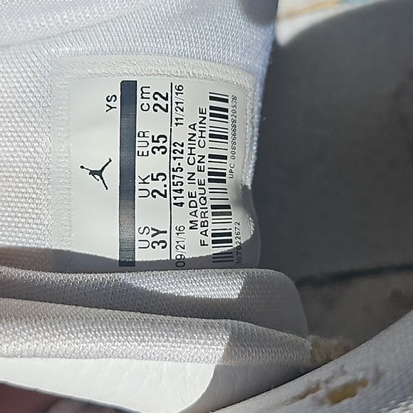 Air Jordan 13 Retro (3Y) Boys - Picture 8 of 11